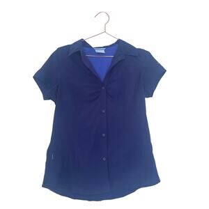 Columbia button up Omni shade sun protection top size medium